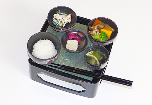 花灯膳(はなともしびぜん)