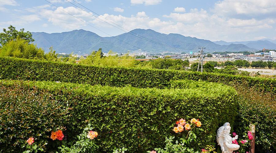 グリーンロード 一般墓の区画 公式 エンゼルパーク 長野県上田市 花と緑に囲まれた公園墓地 グリーンロード 一般墓の区画 公式 エンゼルパーク 長野県上田市 花と緑に囲まれた公園墓地