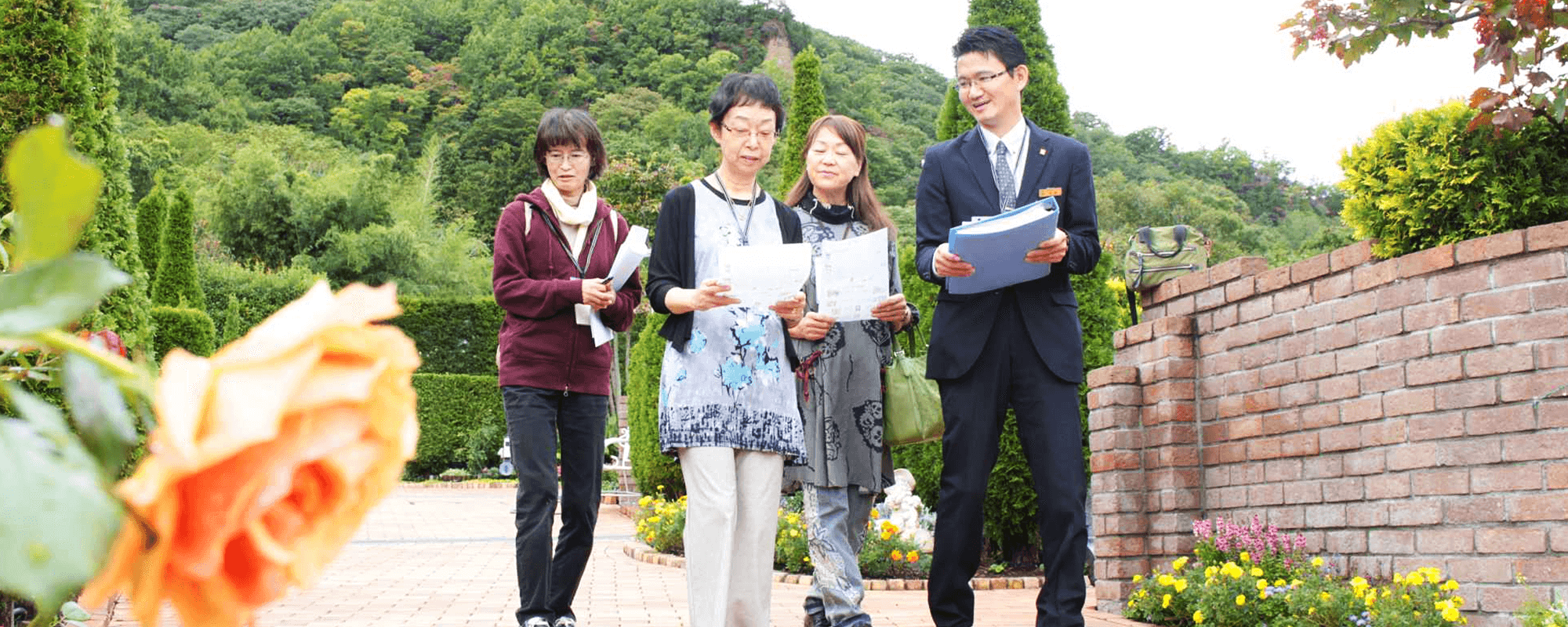 花と緑に囲まれたエンゼルパークご見学予約のご案内